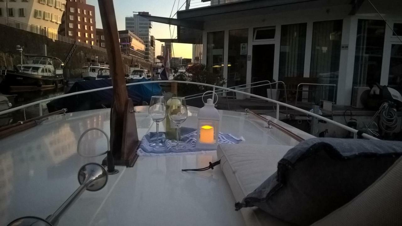 Bootsliebe Botel Düsseldorf